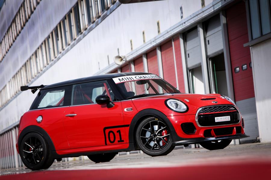  Mini Cooper S JCW Challenge 2016 года  (фото 12 из 60)